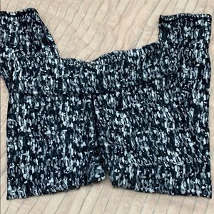 Fabletics cropped leggings